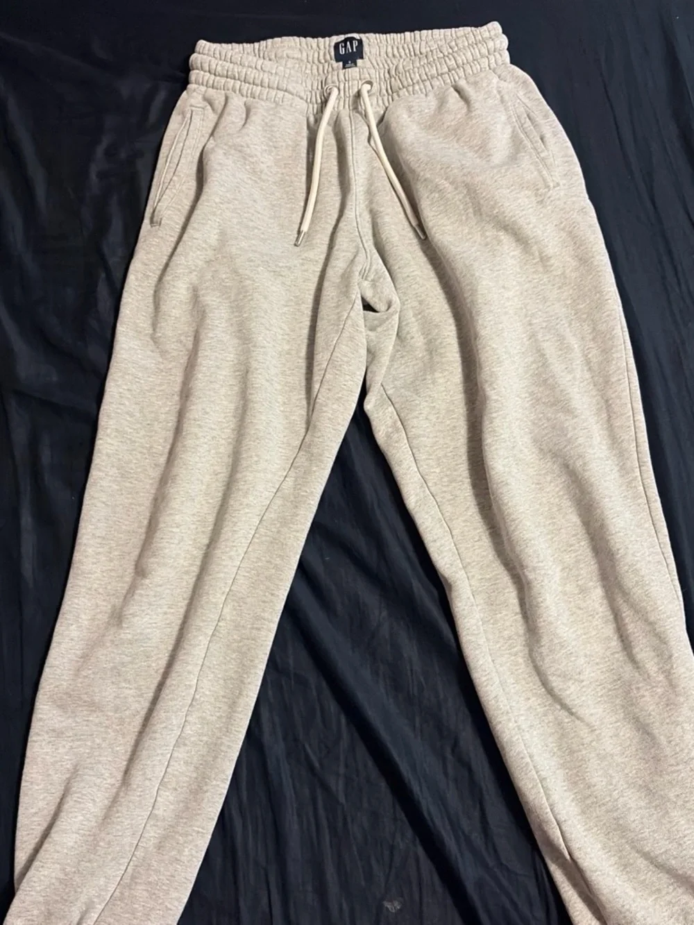 GAP Men's Heather Gray Drawstring Sweatpants